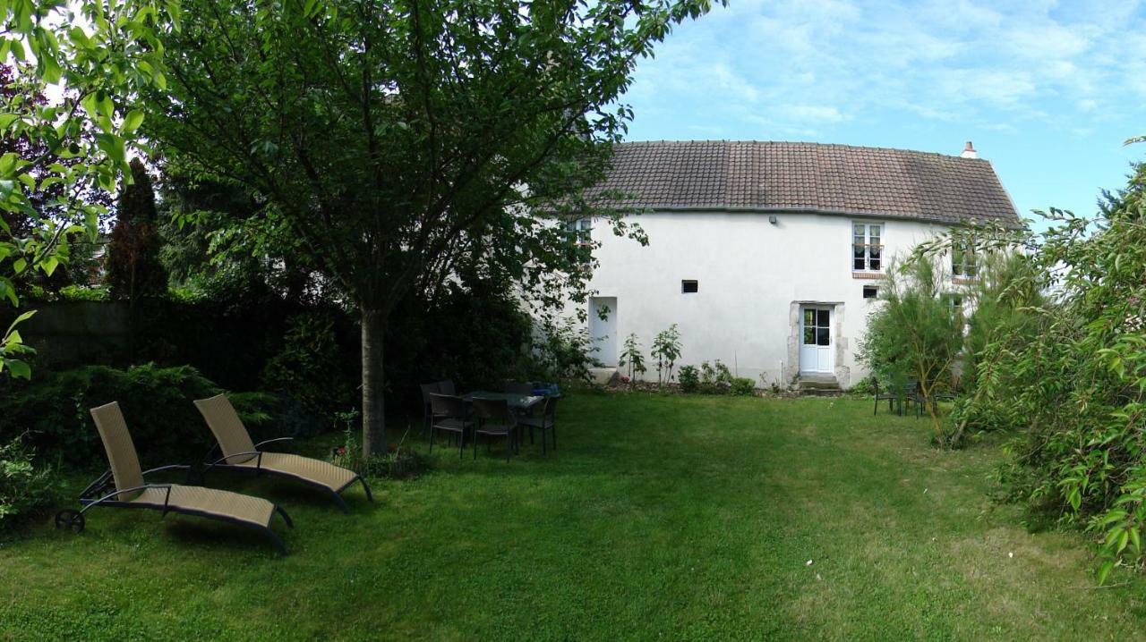 Le Clos Tilia Bed and Breakfast Cléry-Saint-André Esterno foto
